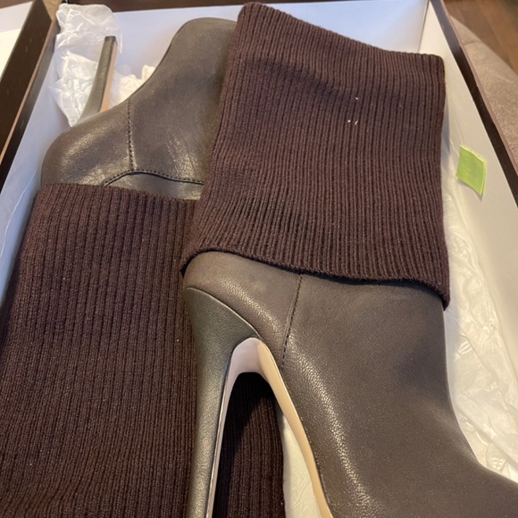 BeBe Adele Brown Leather Sweater Knit High Heeled Boots, Size 9 NEW - Picture 7 of 8